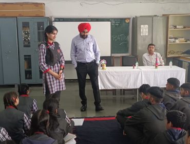 SHRI DIDAR SINGH,AC,KVS RO GURUGRAM visit to vidyalaya