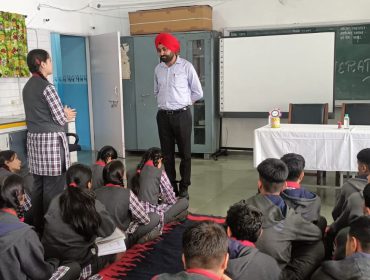 SHRI DIDAR SINGH,AC,KVS RO GURUGRAM visit to vidyalaya