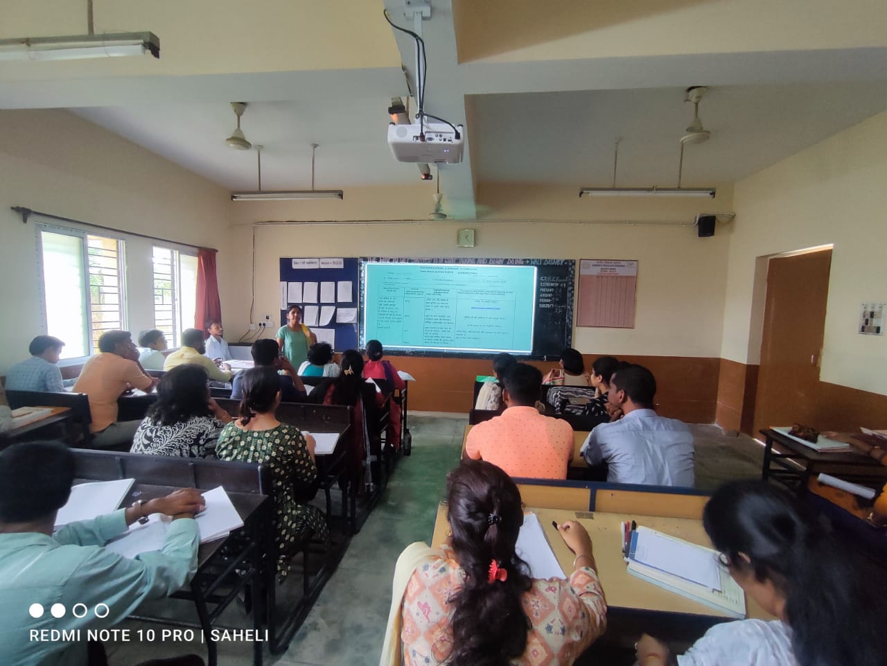 कार्यशालाएँ एवं प्रशिक्षण