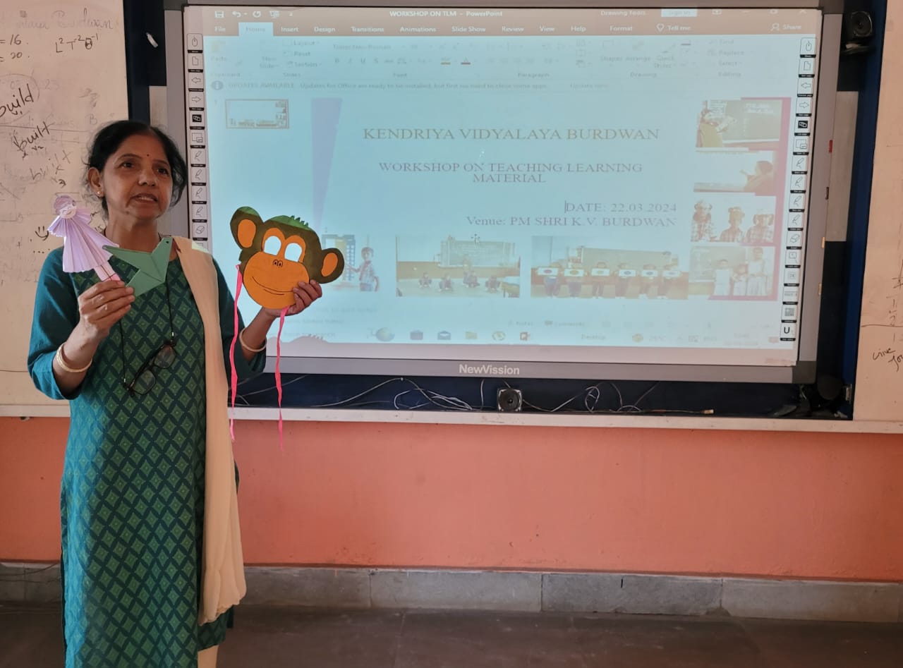 आईसीटी - ई-क्लासरूम एवं प्रयोगशालाएँ