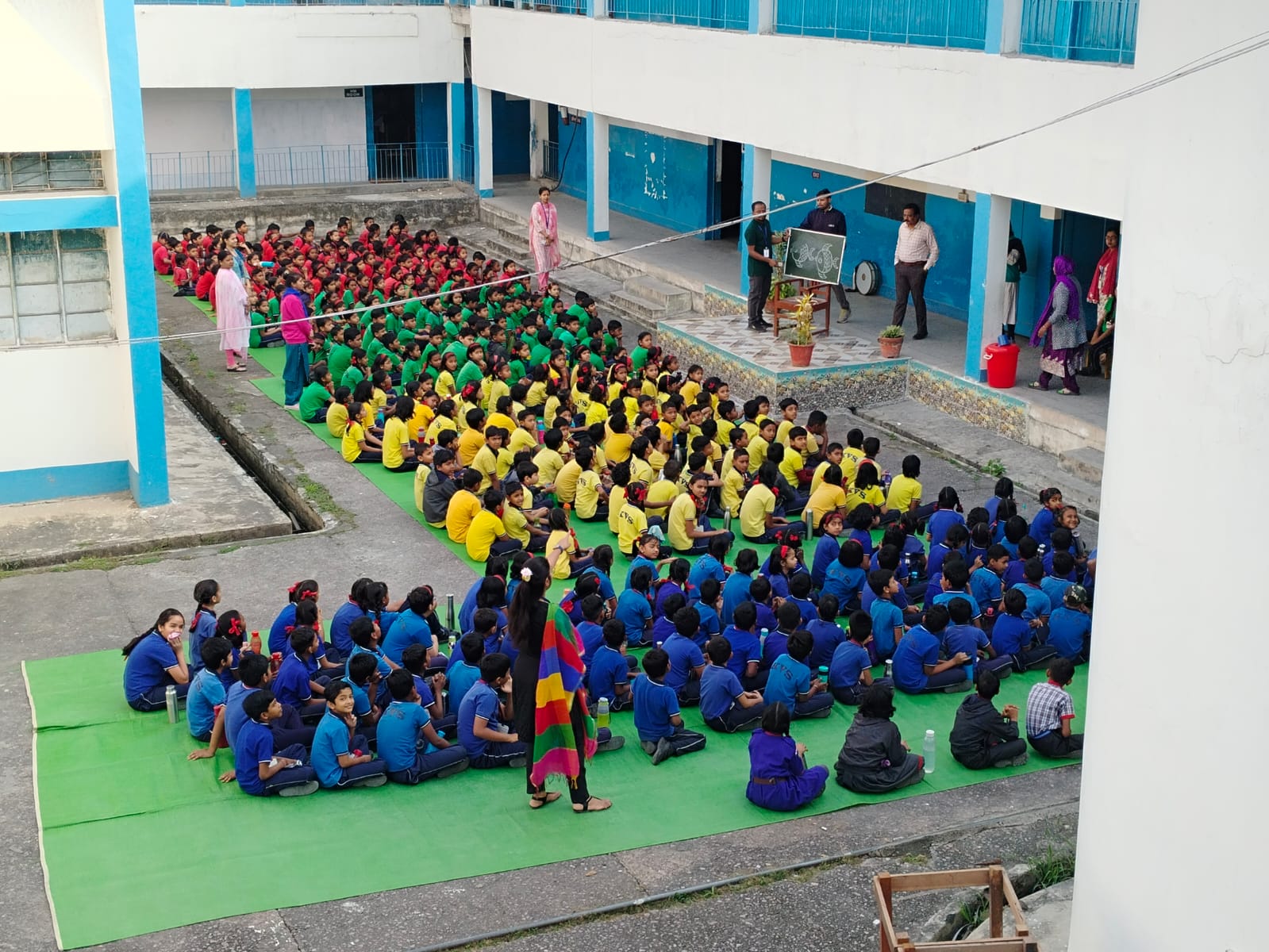 मजेदार दिन