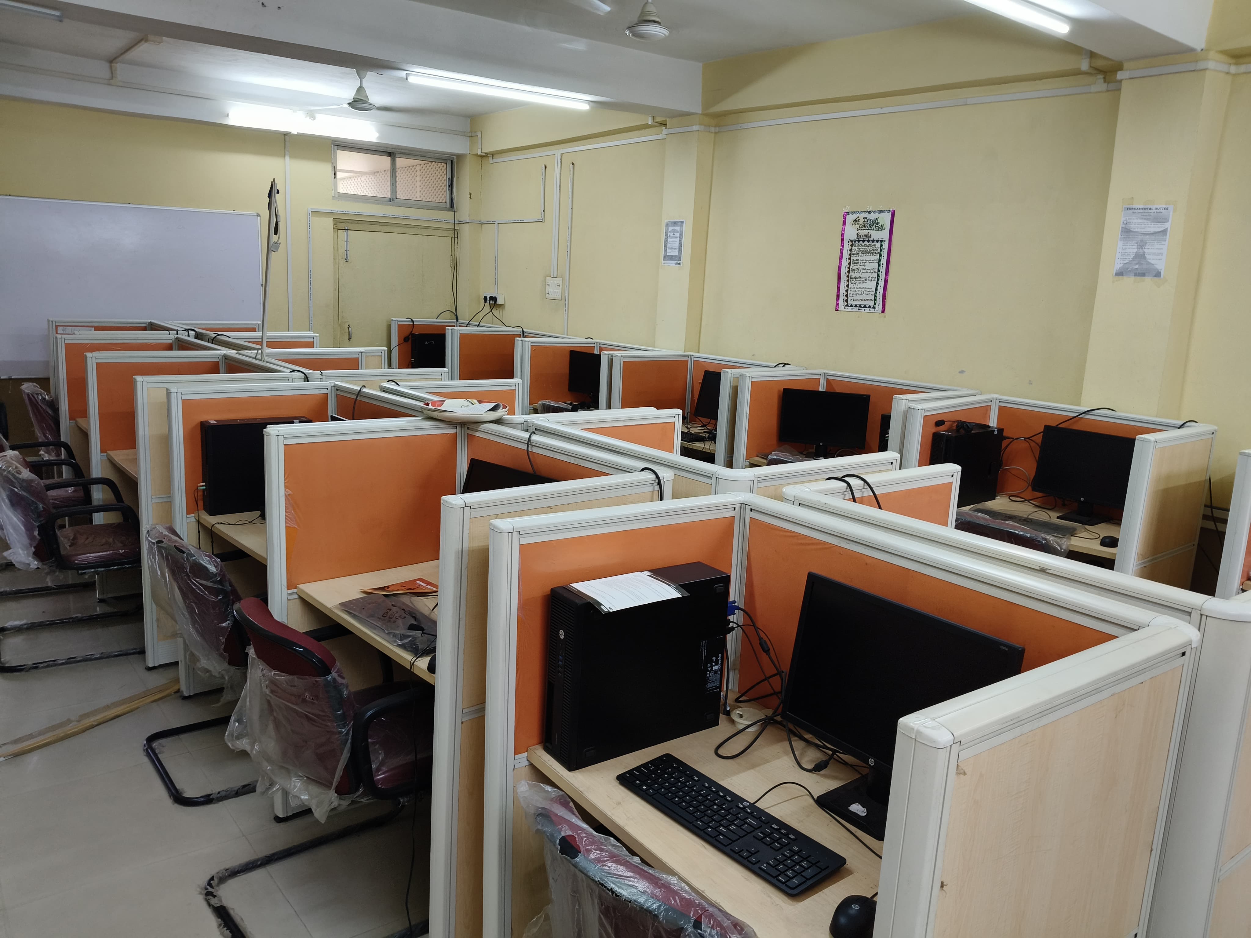 Digital Language Laboratory