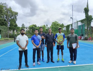 Regional_sports_Tennis_team