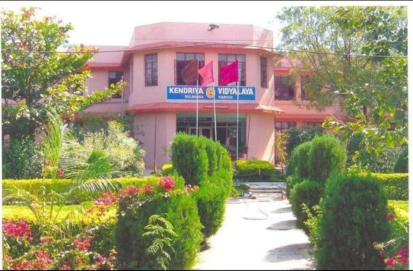 PM SHRI KENDRIYA VIDYALAYA KALABURAGI FACADE