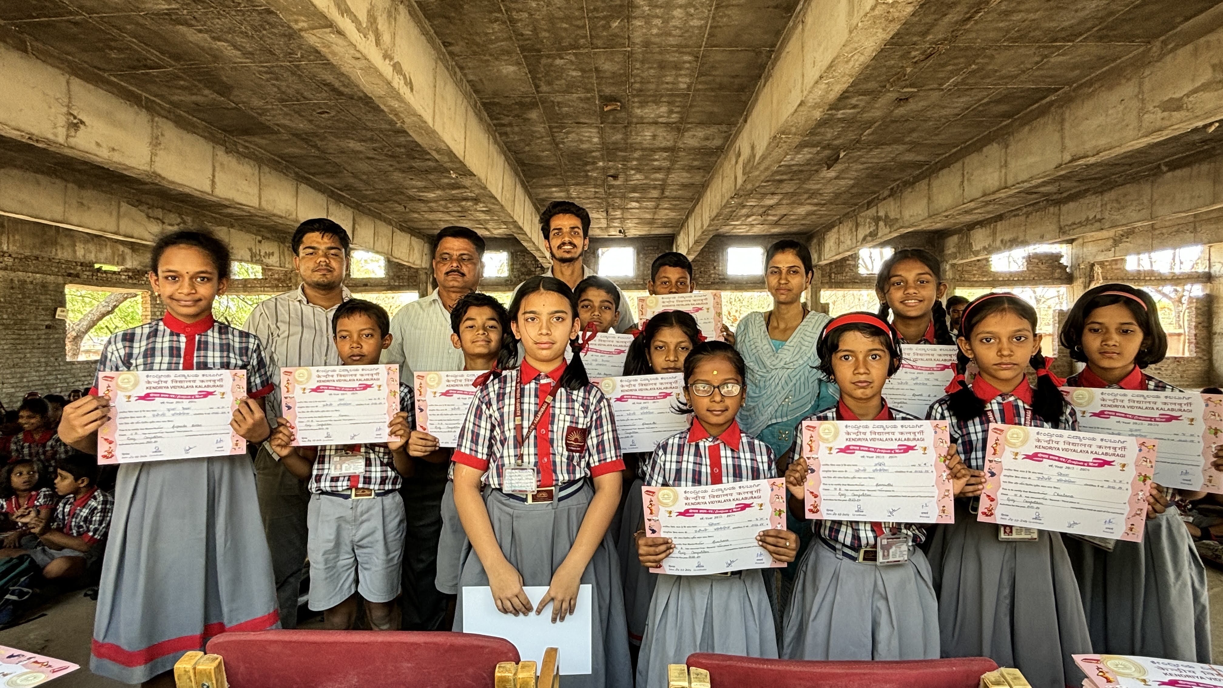 प्रमाण पत्र वितरण