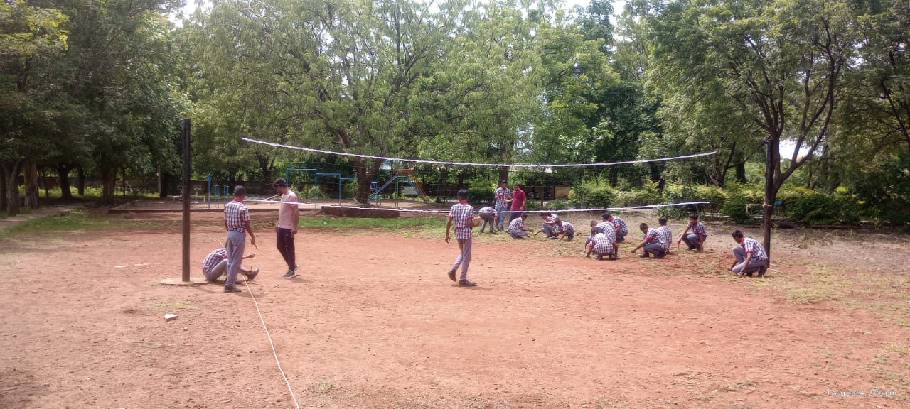 वॉलीबॉल कोर्ट