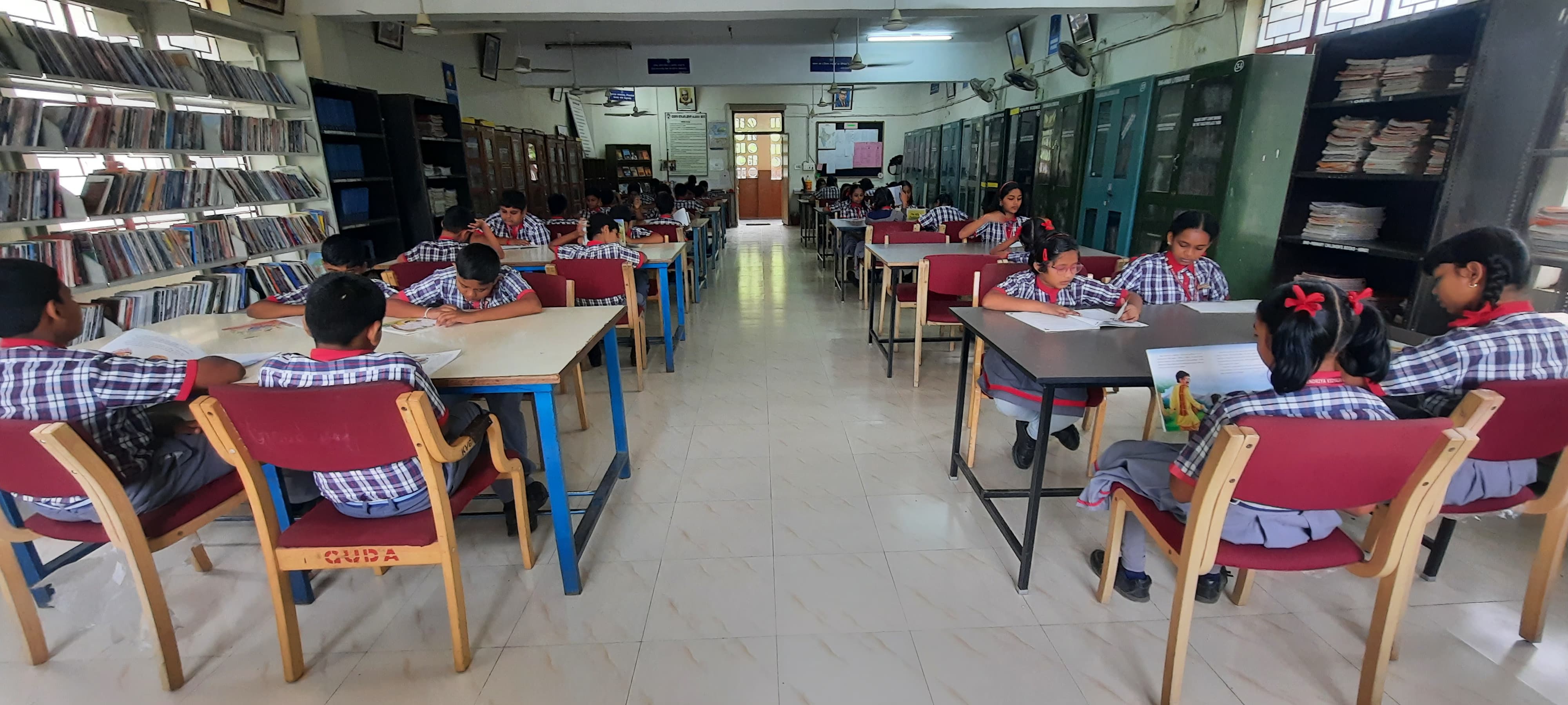 पुस्तकालय