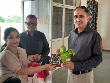 KVS HQrs Officers and Assistant Commissioner KVS RO Bhopal Visit