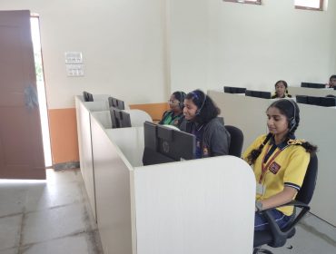 भाषा प्रयोगशाला