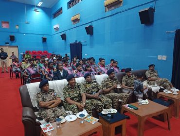 अलंकरण समारोह के मुख्य अतिथि