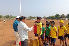 raman member receiving medal