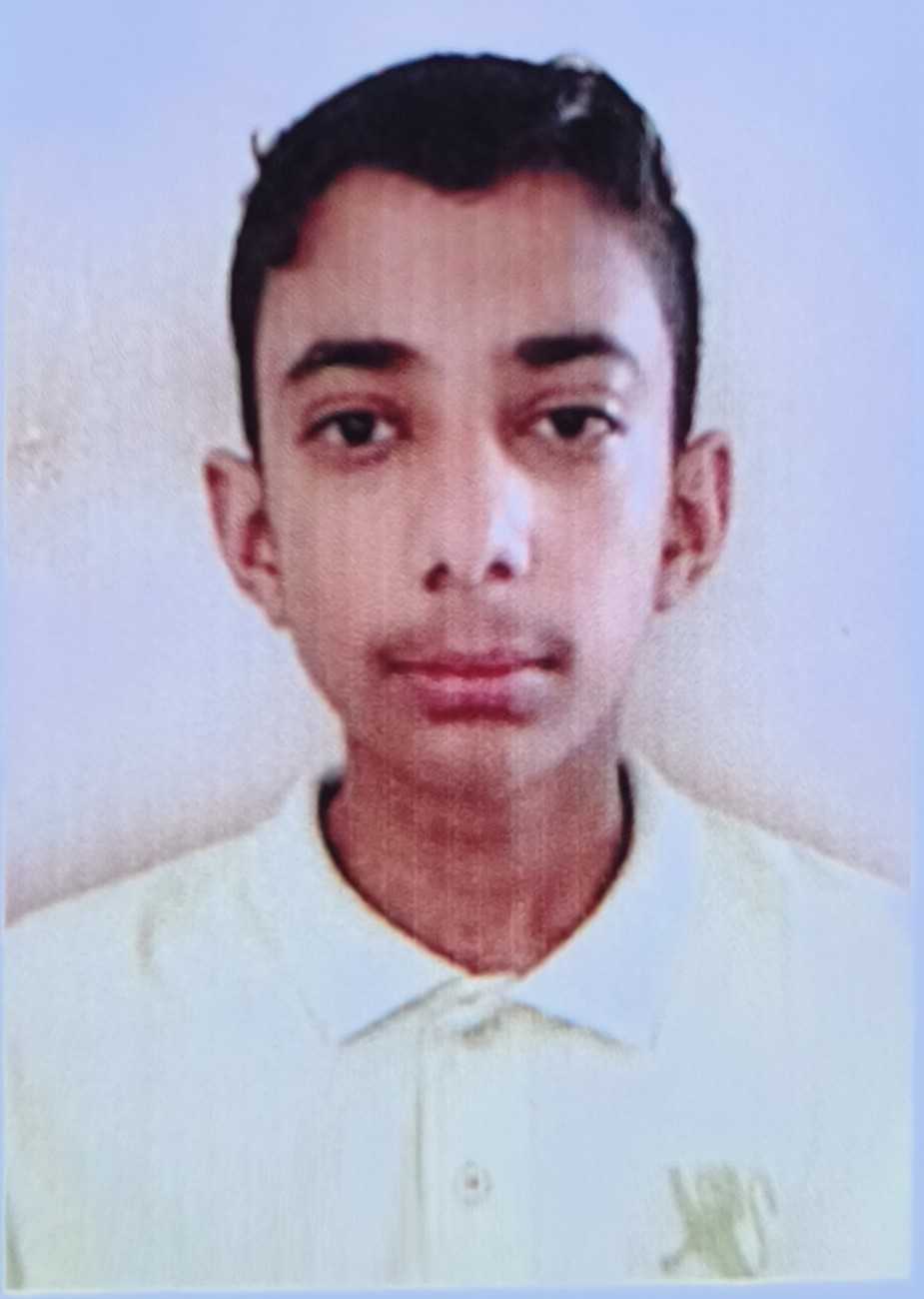 भव्य  