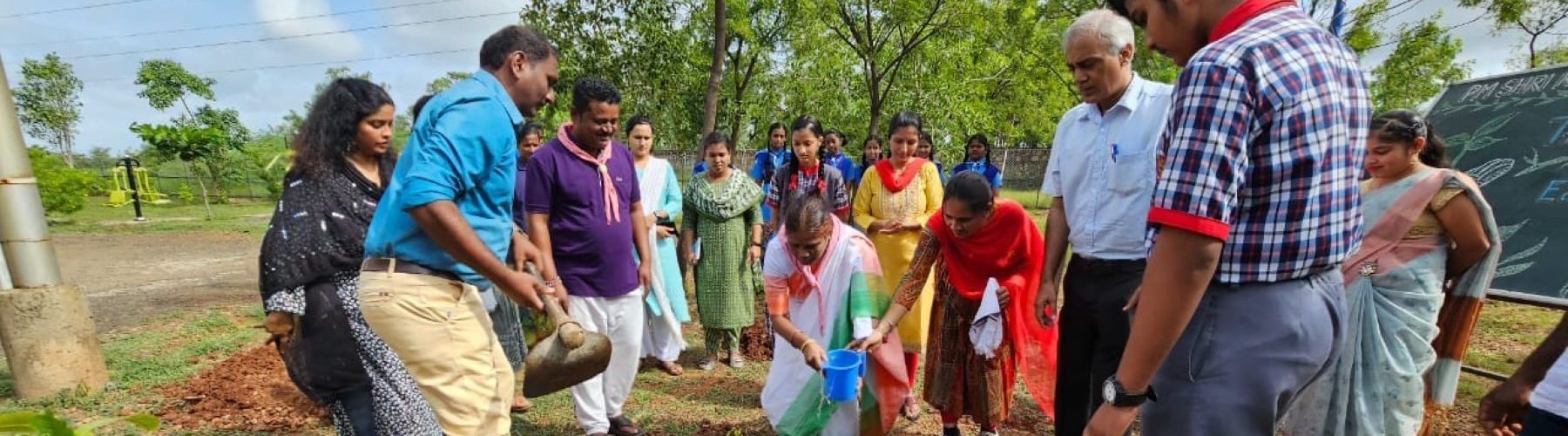 वृक्षारोपण