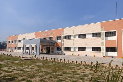 SCHOOL PHOTO