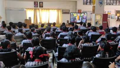 परीक्षा पे चर्चा 2025 के 8वें संस्करण का लाइव प्रसारण देखना