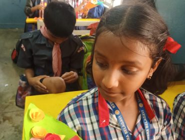 FLOWER MAKING