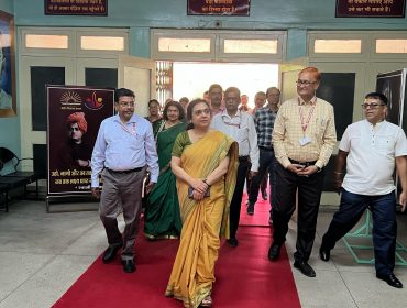commisioner mam visit (21)