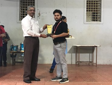 प्रमाणपत्र वितरण