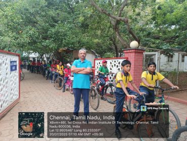 Sunday on cycle
