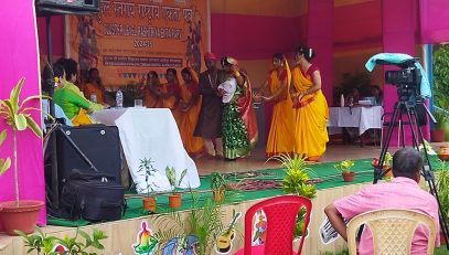CLUSTER LEVEL GROUP DANCE