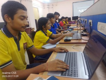 SENIOR TEAM