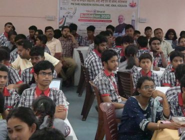 STUDENTS ATTENDING SESSIONS