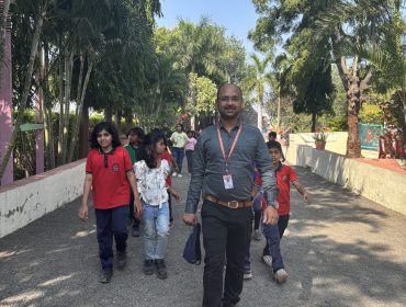 Students Visiting vambori sanket Farm