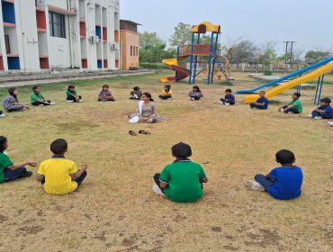 विद्यालय से बहार की कक्षा