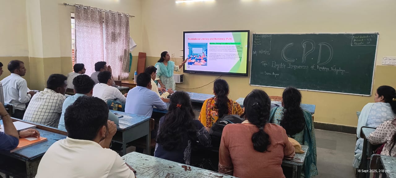 IN-HOUSE TRAINING TO THE TEACHERS