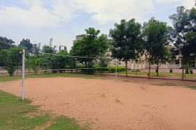 वालीबाल मैदान