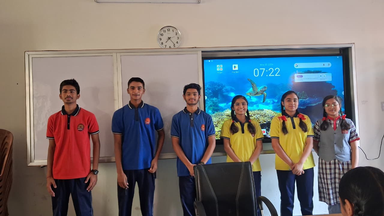 appreciating 100 per attendance of the month