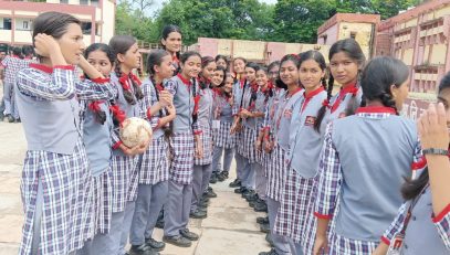 राष्ट्रीय खेल दिवस पर लड़कियों की टीम