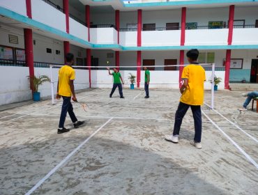 Badminton