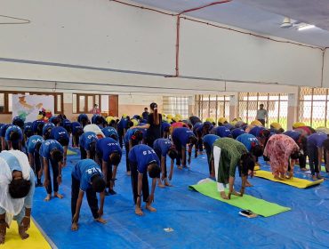 अंतर्राष्ट्रीय योग दिवस (उत्तानासन)