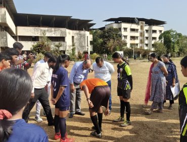FOOTBALL (4)