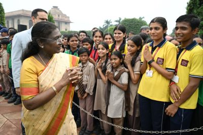 भारत के माननीय राष्ट्रपति का पी एम श्री केवी ग्रेटर नोएडा के छात्रों से संवाद
