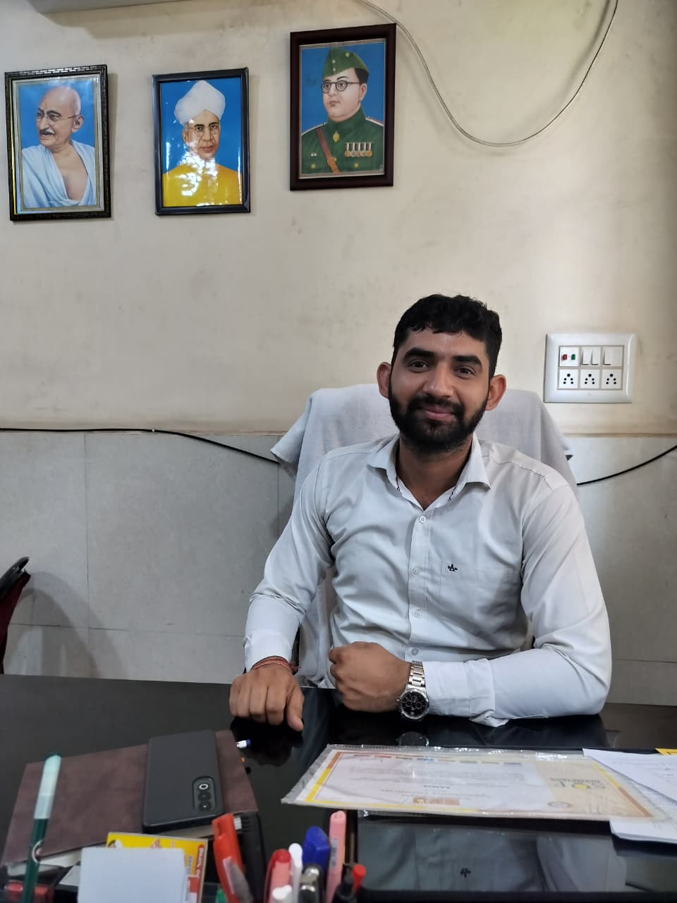 SHRI. KAMAL