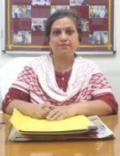 DR APRANA SAXENA