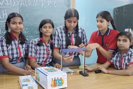 Use of Science kit by the students