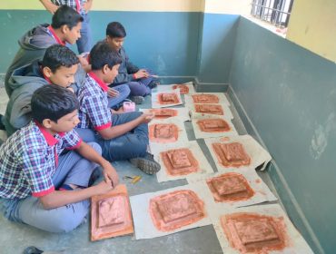 हाथों द्वारा कौशल गतिविधि