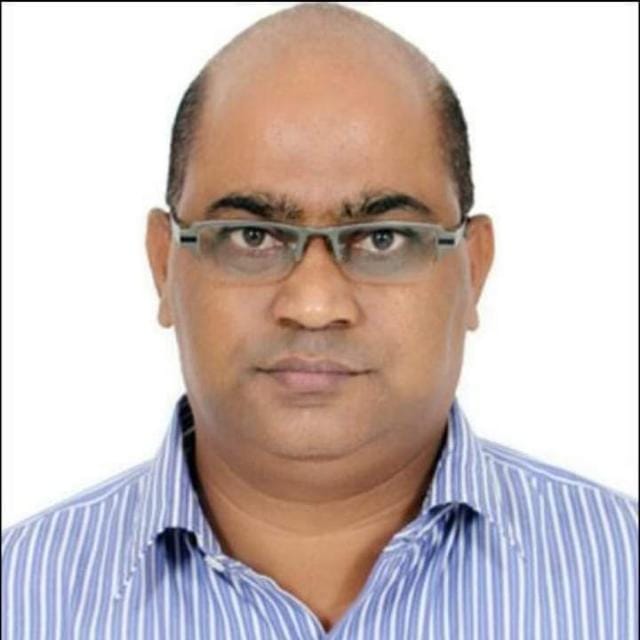 श्री रमेश टाक
