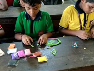 क्ले के साथ सीखना