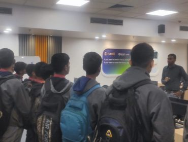 आईआईटी आईएसएम एक्सपोजर विजिट