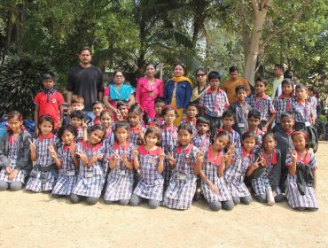 प्राथमिक बच्चों का क्षेत्र भ्रमण