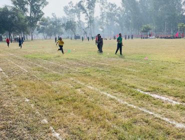 relay race girls
