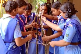 girls making gadgets