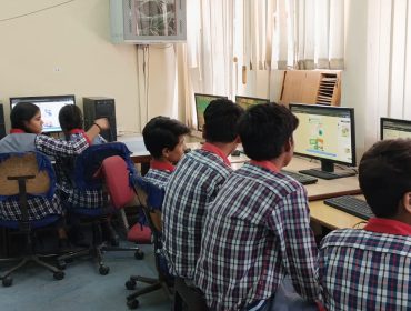 एडोब प्रशिक्षण कार्यक्रम पीएम श्री केन्द्रीय विद्यालय क्रमांक 2 अर्मापुर, कानपुर में आयोजित किया गया।