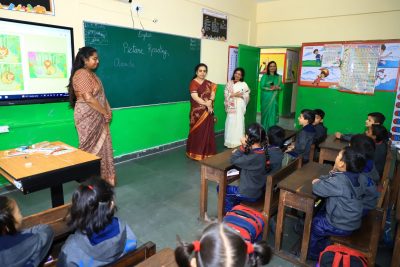 Commissioner in Class room