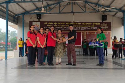 KV KAPURTHALA PRIZE DISTRIBUTION TO TEAM