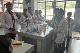 student chemistry lab activity